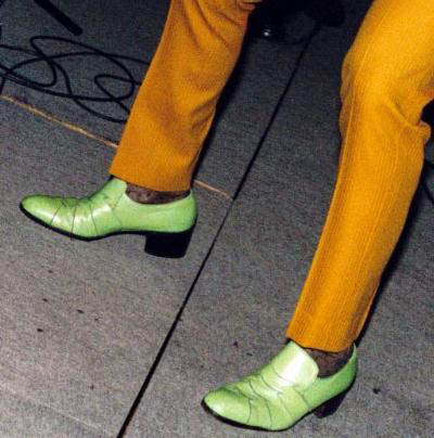 14.imperial_crowns-green_shoes