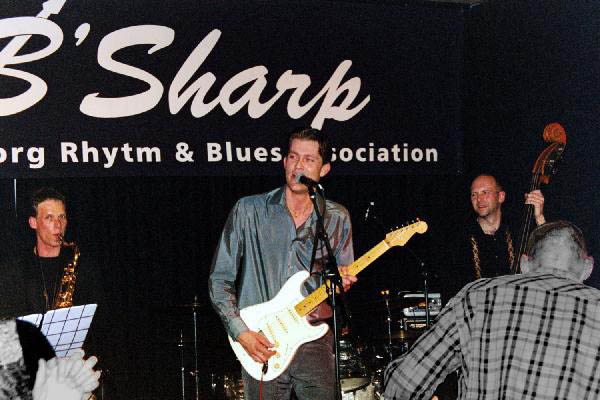 03.mike_andersen_band